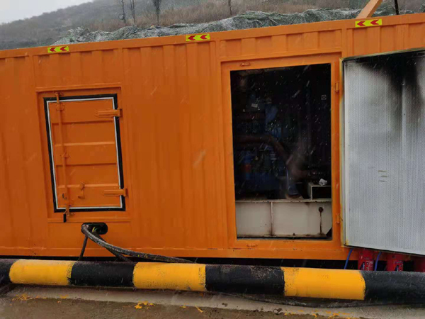 龙湖发电机出租 发电机的工作原理介绍