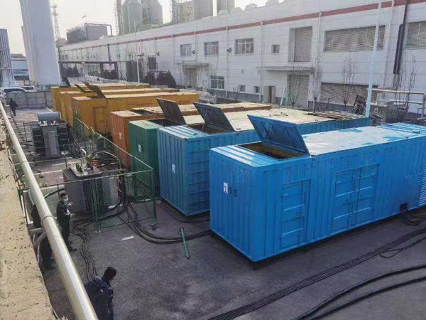龙湖380V和690V电压的电缆线相同吗？