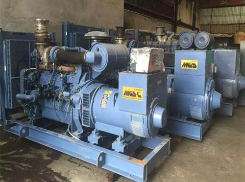 龙湖柴油发电机如何测试电流大小？