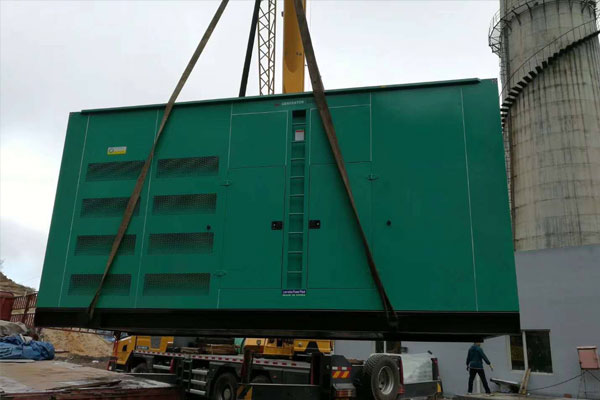 龙湖柴油发电机组的保养周期？